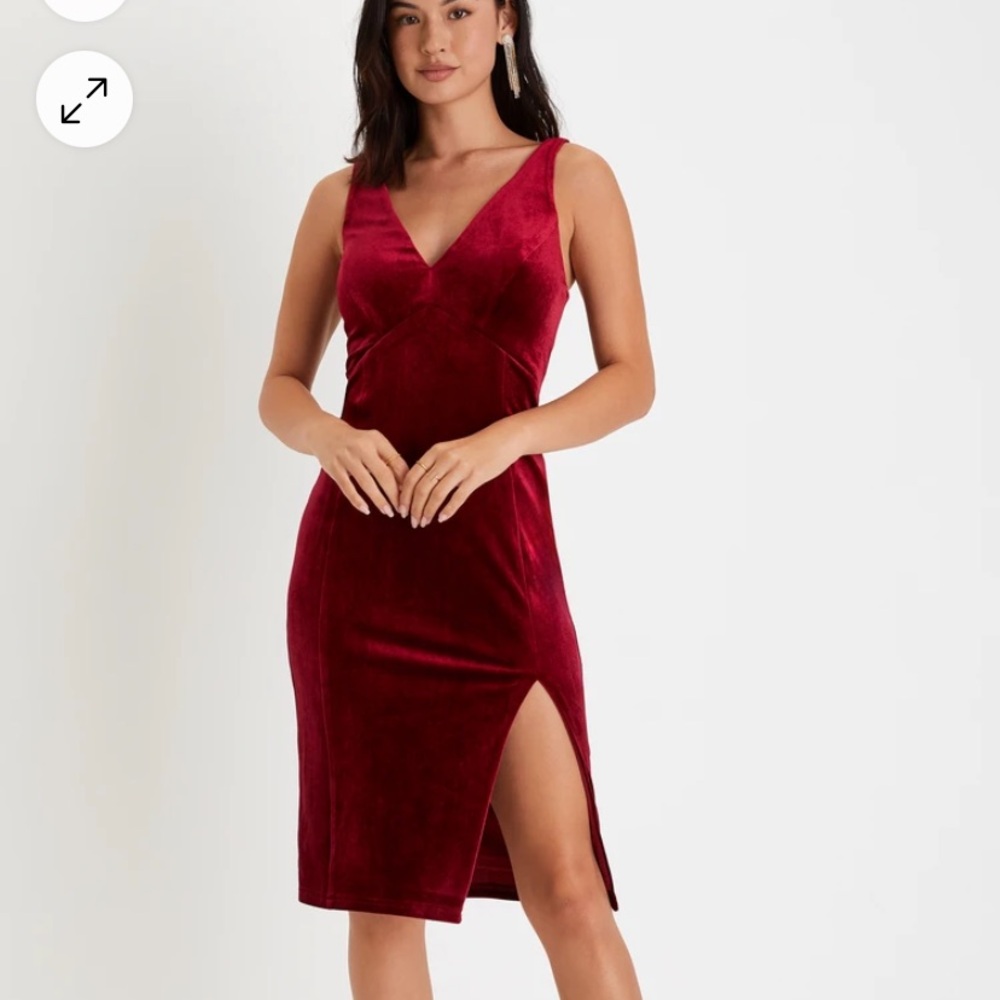 NWT Red Velvet Lulus Dress size XL